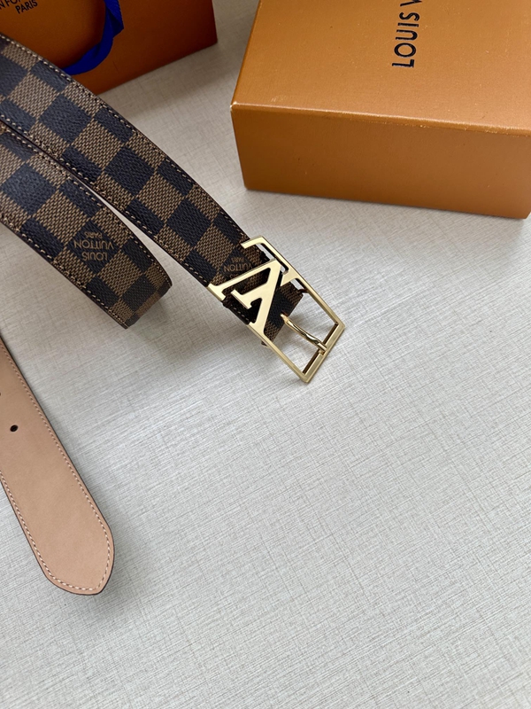 激安ルイヴィトンベルト内部構造